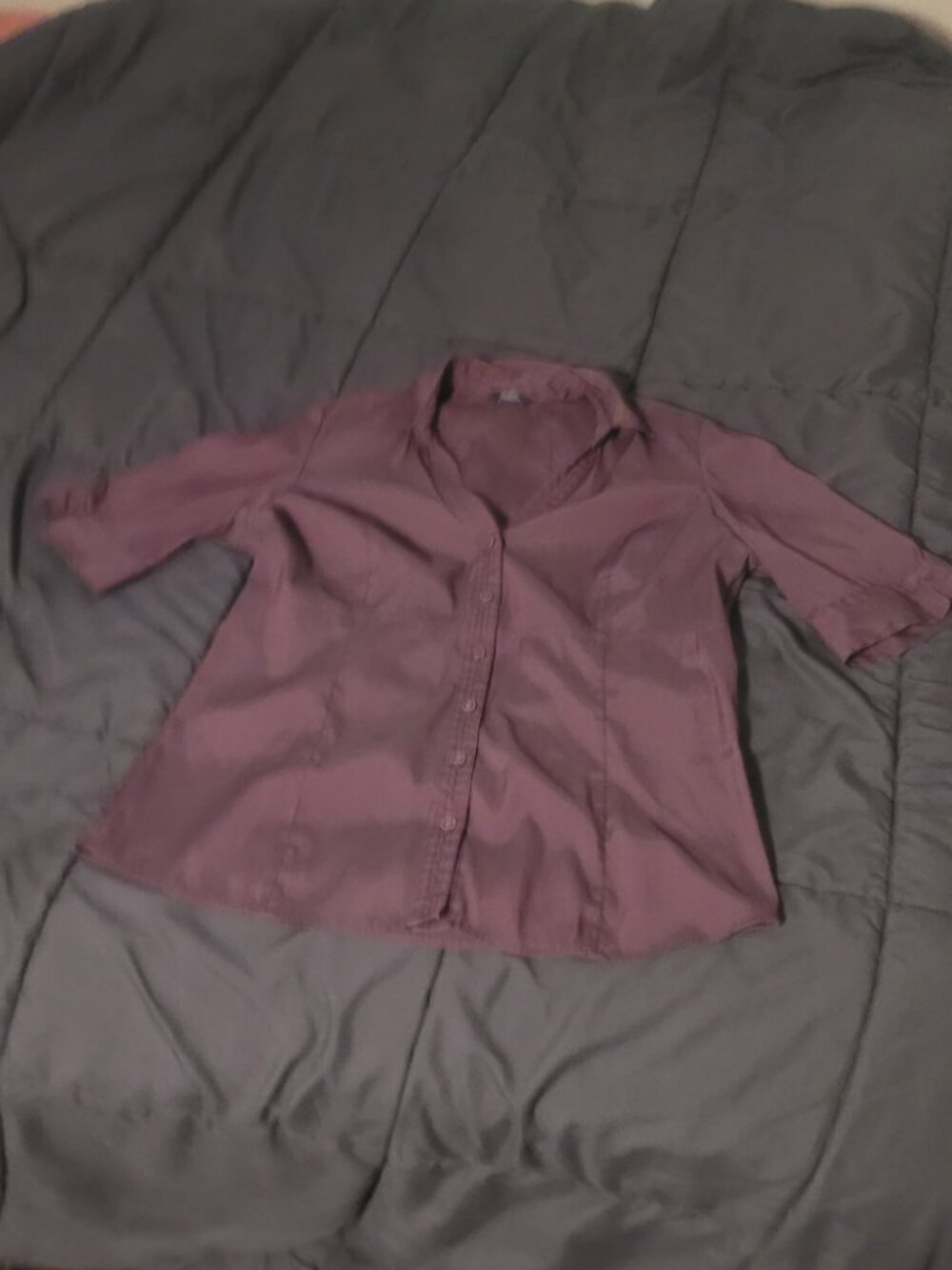 Reitmans Mauve/Plum Button-Up Blouse